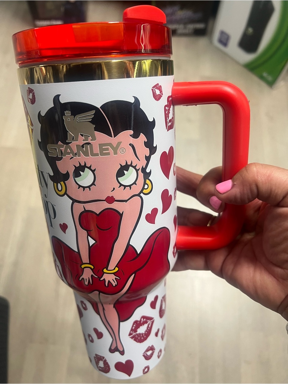 Betty Boop Red and White Insulated Party Tumbler - Picture 9 of 10
